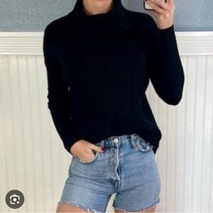 Cyrus Devotion Soft Black turtleneck Sweater Size XS